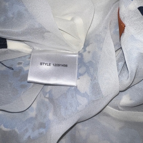 Beautiful Tory Burch Halter Dress Size 4. Like new - Picture 5 of 13